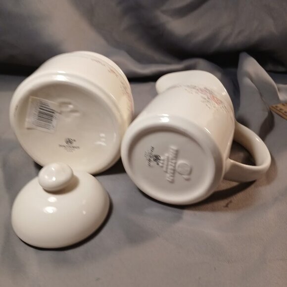 Pfaltzgraff Trousseau Lidded Sugar Bowl and Creamer Pitcher Vintage Stoneware - Picture 7 of 9